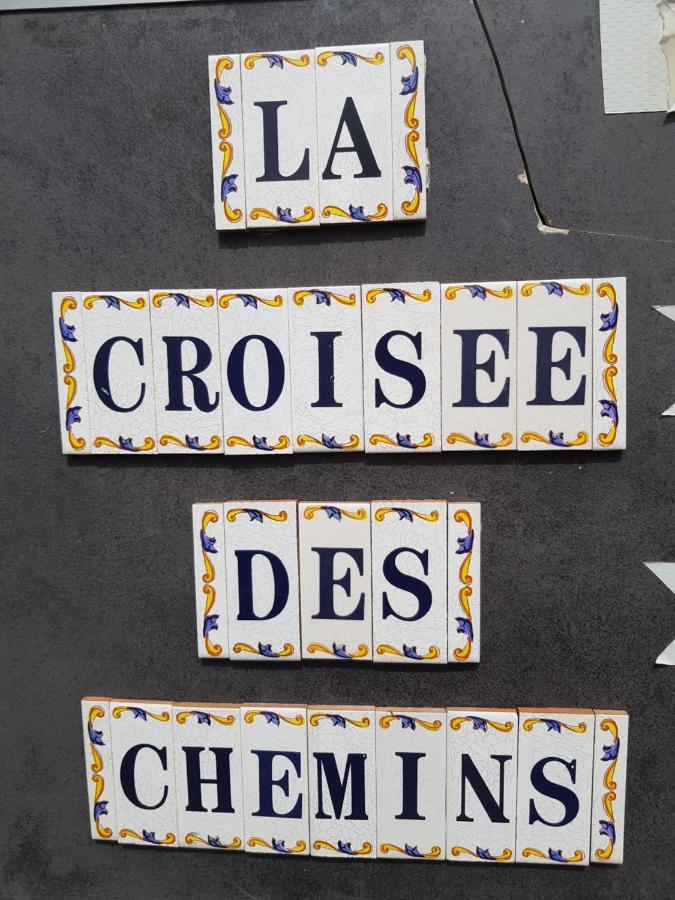 مبيت وإفطار كالفيسون La Croisee Des Chemins المظهر الخارجي الصورة
